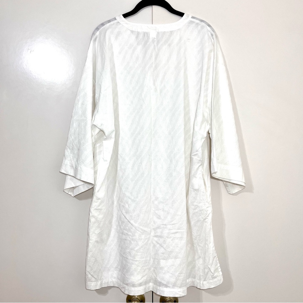 Natori embroidered cotton sleep shirt - Picture 4 of 4